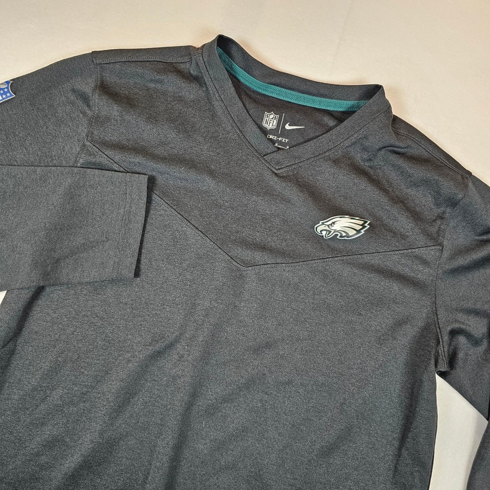 Nike NFL Philadelphia Eagles Dri-FIT Long Sleeve Shirt Mens Medium Grey V-Neck